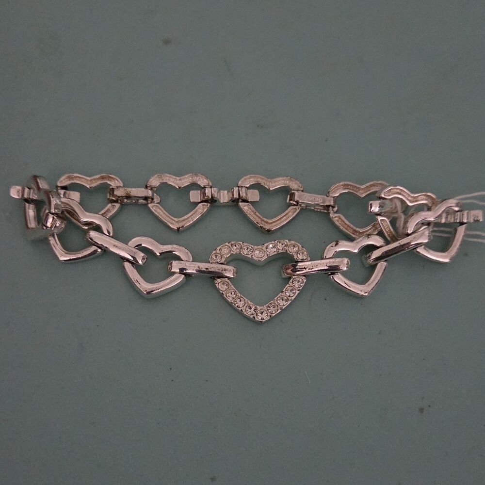 Vintage Avon Heart Charm Dangle Bracelet Signed Chain